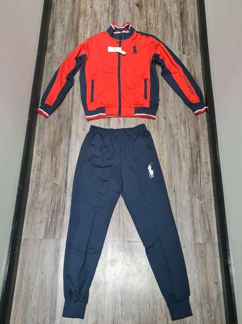 MEDUIM NEW ORIGINAL UNISEX POLO TRACKSUIT (SEE DESCRIPTION)