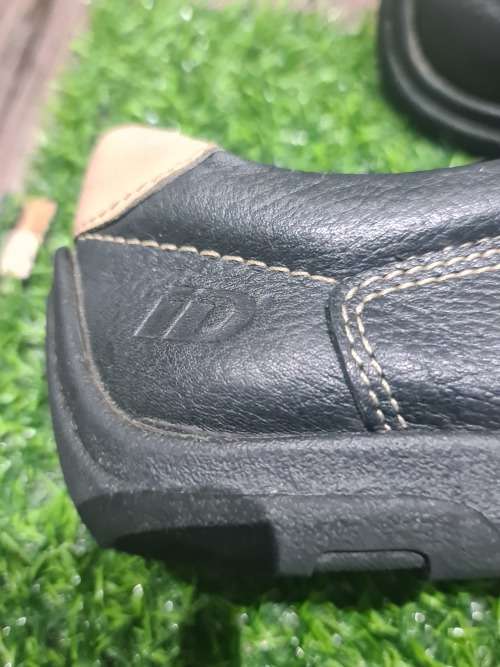 ORIGINAL ID SMART CASUAL SNEAKER UK 8 ( SEE DESCRIPTION)