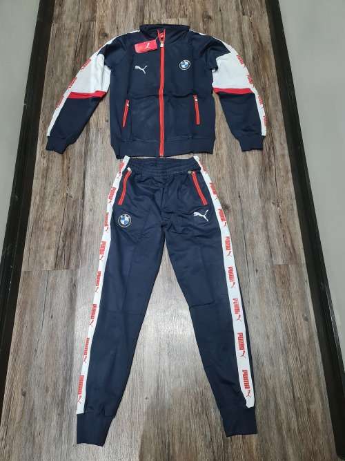 NEW LARGE UNISEX  TRACKSUIT (SEE DESCRIPTION)