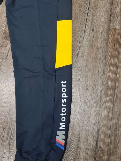 NEW XL UNISEX  PUMA TRACKSUIT (SEE DESCRIPTION)