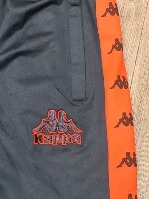NEW MEDIUM UNISEX TRACKSUIT (SEE DESCRIPTION)