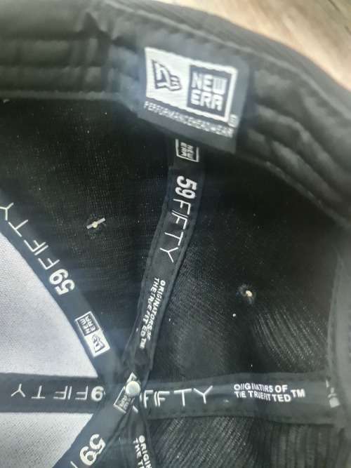 NEW BRANDED NEW ERA CAP (SEE DESCRIPTION)