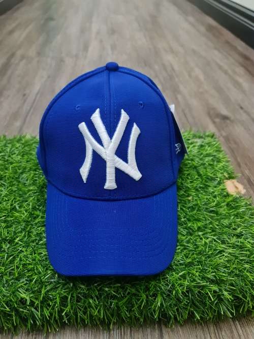 NEW BRANDED NEW ERA CAP (SEE DESCRIPTION)