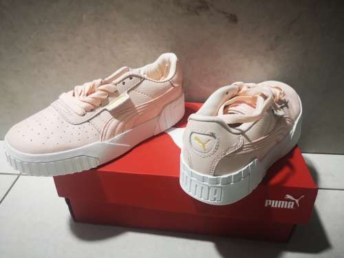 NEW WOMENS PUMA CALI- UK 4.5