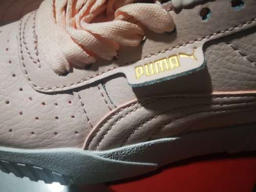NEW WOMENS PUMA CALI- UK 4.5