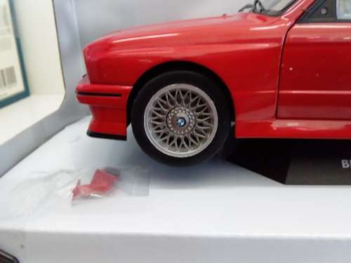 BMW E30