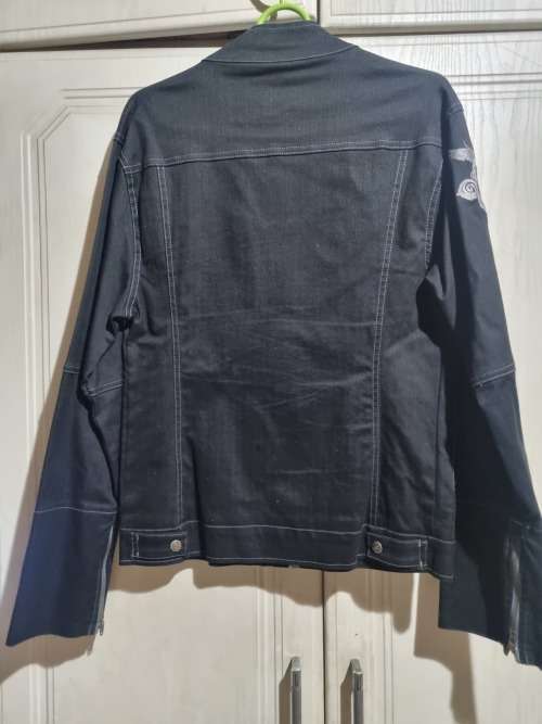 MENS WINTER CLOTHING ITEMS SIZE SMALL