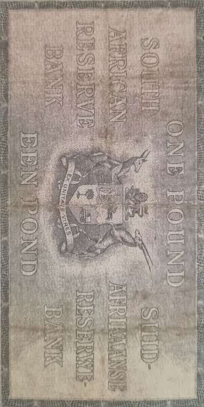 THREE SOUTH AFRICAN ONE POUND NOTES MH DE KOCK AND J POSTMUS