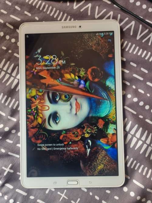SAMSUNG TAB E