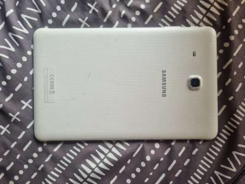 SAMSUNG TAB E