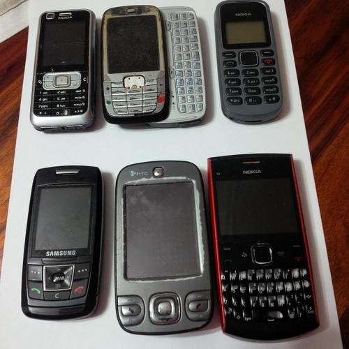 6 Mixed Cell Phones For R1 !!!!!!!!!!