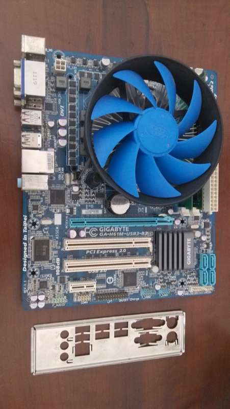 Celeron G540 + Gigabyte H61 + 4GB DDR3