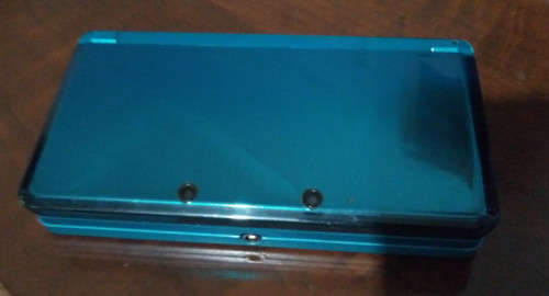 Nintendo 3DS + 2 Games