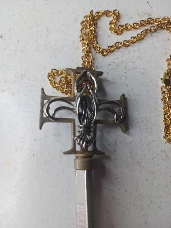 Movie prop replica - Bank Vault Key The Da Vinci Code Noble Collection Fleur-de-Lis