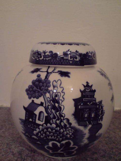 Twinings Willow Pattern Tea Caddy