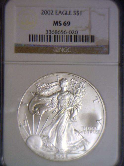 2002 1oz American Silver Eagle .999 pure silver- NGC MS69!!!