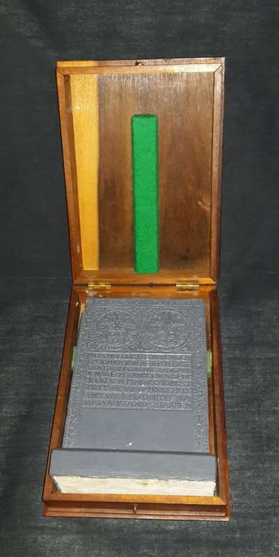 Jan Van Riebeeck Tombstone  in Wooden Case  _ No.17 -- J.DRURY 1952  """First On Bidorbuy"""