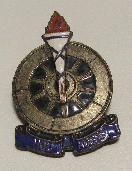 HOU KOERS LAPEL BADGE  MADE IN HOLLAND