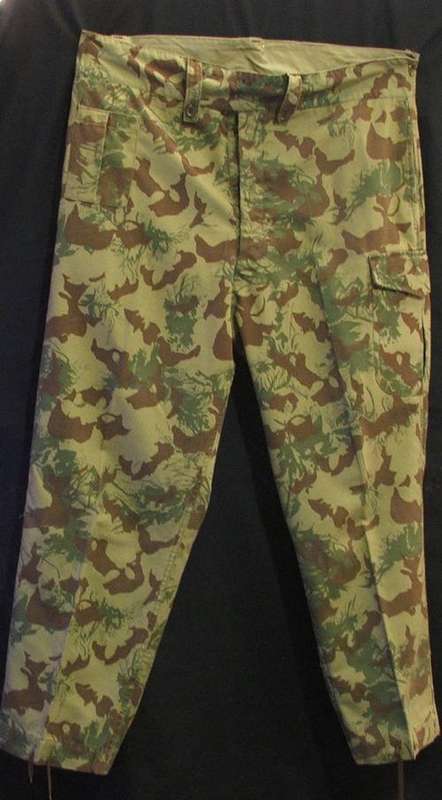 KOEVOET PANTS SIZE 114CM ( FYN BLAAR ) ONE BUTTON MISSING
