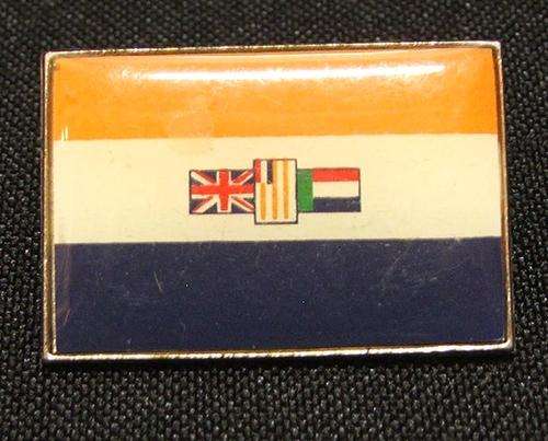 OLD SA. FLAG BADGE