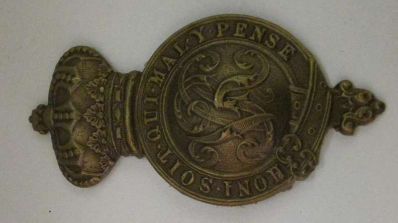 Cavalry Brass Horse Harness Badge QV Crown Motto Honi Soit Qui Mal y Pense - Boer War (1899-1902)
