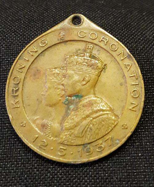 12.5.1937 Coronation Union of South Africa  Size: 30mm  Starting @ R1