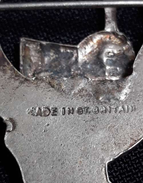 Vintage Mac Donald Clan Crest Badge / Brooch Motto Per Mare, Perterras            A88