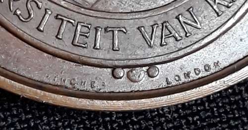 W.M. Macbean 1926 Engineering Geometry Medallion University Cape Town 1829 - 1918 Size: 41mm     B10