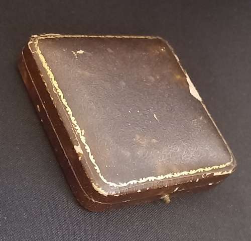 N.R.A. Kings Trophy Competition Medallion For Special Distinction     AA11