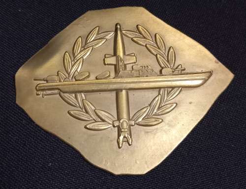 South African Navy Strike Craft Qualifying STRIKE PLATE  `` RARE `    Size: 74 x 61mm  SS14