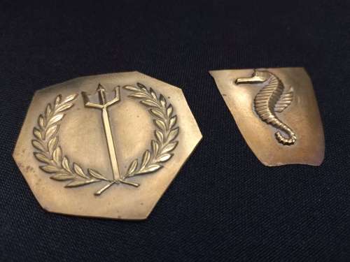 SA. Navy Independent Ship and Air Sea Rescue Flotilla Two - Piece STRIKE PLATE ` RARE`      SS18