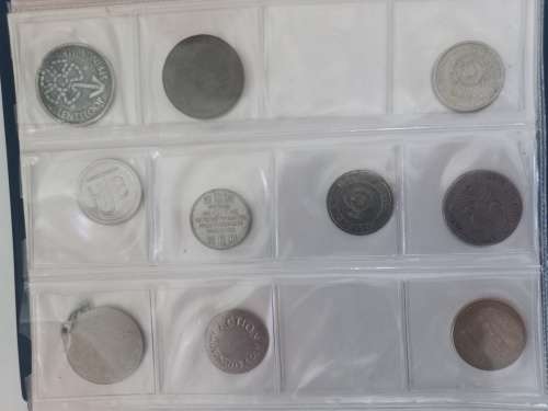 86 Unresearched Tokens And Medallions In File   ( Weight Of File 1.365kg )  STARTING @ R1