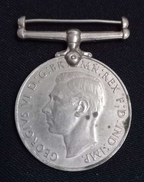1939 - 1945 The Defence Medal 143532 J.P. LINDEQUE            M16