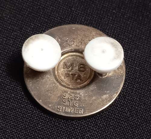 5 Year Safety SAT. / 5 Jaar Veiligheid SAV  A1557  Size: 27mm  Sterling Silver Badge    U12