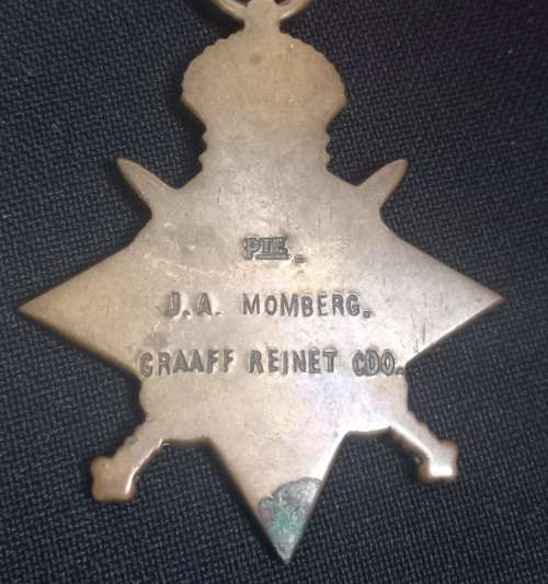 WW1   CONST. J.A. MOMBERG 2ND. M.C.  /   PTE. J.A. MOMBERG GRAAFF REINET CDO.       L20