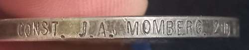 WW1   CONST. J.A. MOMBERG 2ND. M.C.  /   PTE. J.A. MOMBERG GRAAFF REINET CDO.       L20