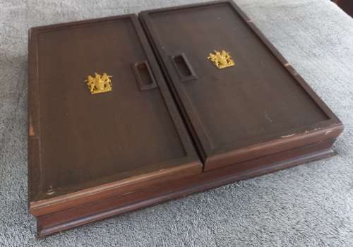 Rhodesian Army Regimental Badges Cased In Hard Wood Case Number 0716