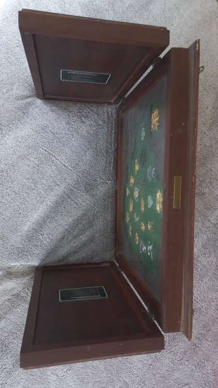 Rhodesian Army Regimental Badges Cased In Hard Wood Case Number 0716