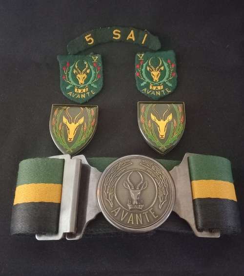 5 SA. Infantry Battalion Stable Belt / Shoulder Flashes and (Cloth Badges!!! VERY HARD TO FIND)  RR9