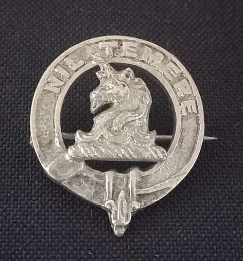 Vintage NIL TEMERE RAMSEY Scottish Clan Badge 1940`s 50`s Kilt Brooch Pin Badge  RR13