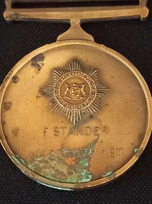 SA Police 75 Years Anniversary  Medal Full Size   F STANDER   W 427887 R  KST