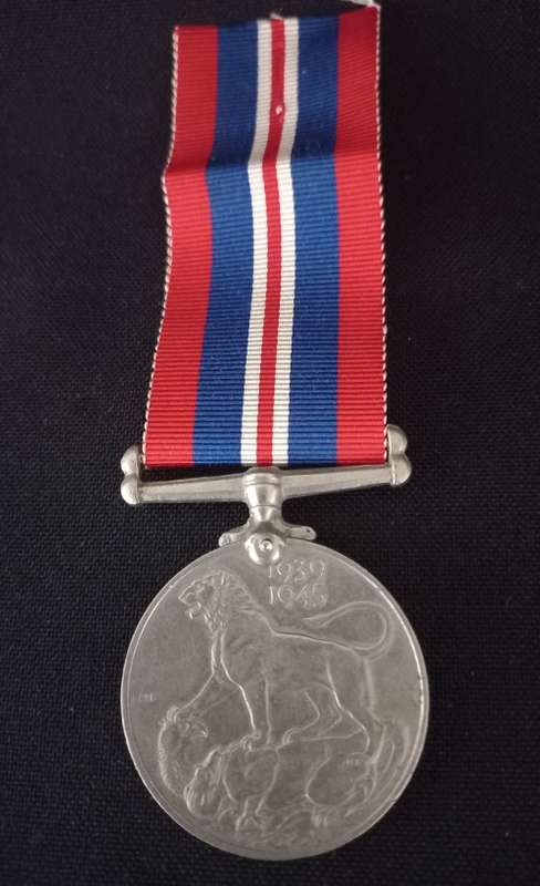 WW2 1939-45 MEDAL FULL SIZE C276240 J. DE COCK    ( Coloured Soldier )