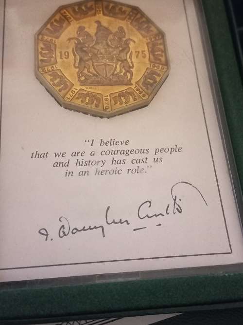 Rhodesia Independence 10TH Anniversary Medallion No.2579  Solid Bronze      T7