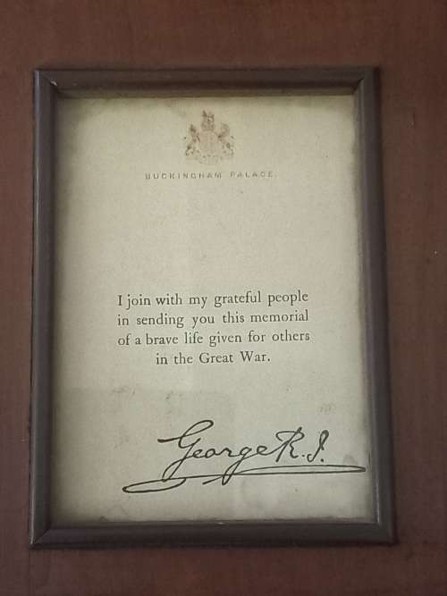 WW1 Death Plaque With Letter From Buckingham Palace In Wooden Frame To Arthur Norman Dymond