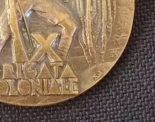 Italian Colonial Troops 10th COLONIAL BRIGADE African Campaign Medal      `` WoW ``     X 24