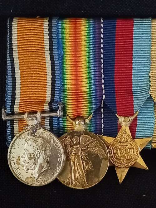 WW1 Miniature Medal Group           ( Note Condition )                 X25