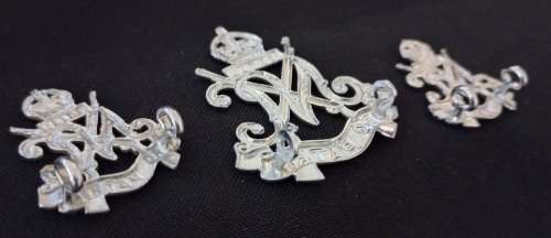 Natal Garbineers  Royal  Popatria  Cap And Collar Badges               X51