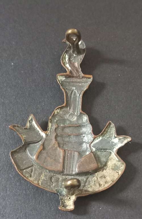 Youth Training Brigade Cap Badge                   X124