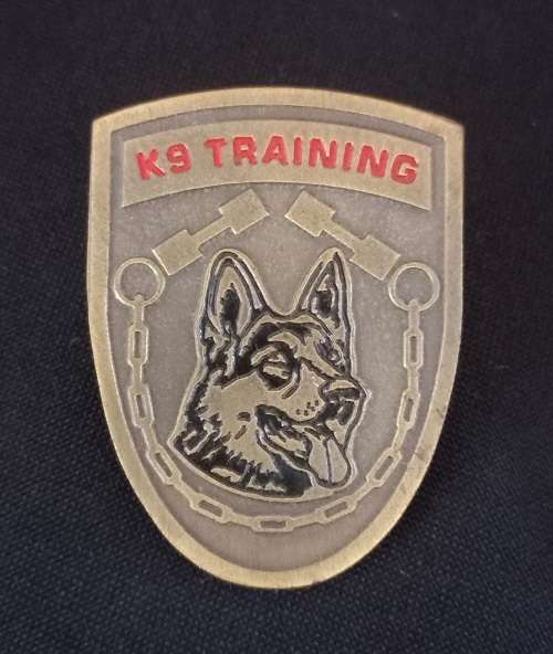 K9 Training Centre Badge   ( Note Pin Repaired )      Size: 52 x 39mm      X163