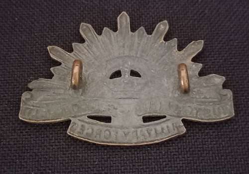 Australian Commonwealth Military Force Collar Badges          X184